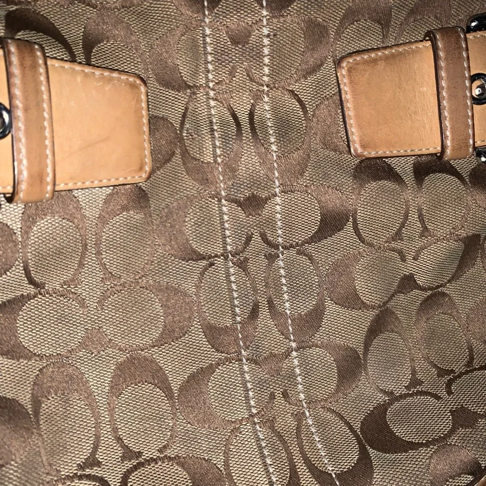 Used medium-sized tan/brown vintage leather and cloth Coach crossbody. - Picture 3 of 3